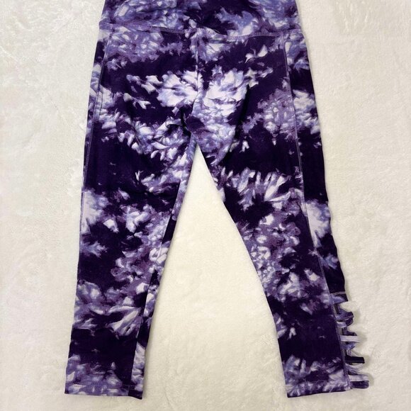 Women's Lavender & White Blended Leggings with Side Pockets by ShoActive - Picture 2 of 5